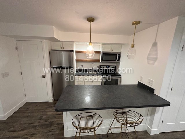 Photo - This property offers a NO DEPOSIT option available for qualified renters