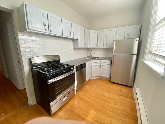 Photo - 3917 N Southport Ave Unit 2E