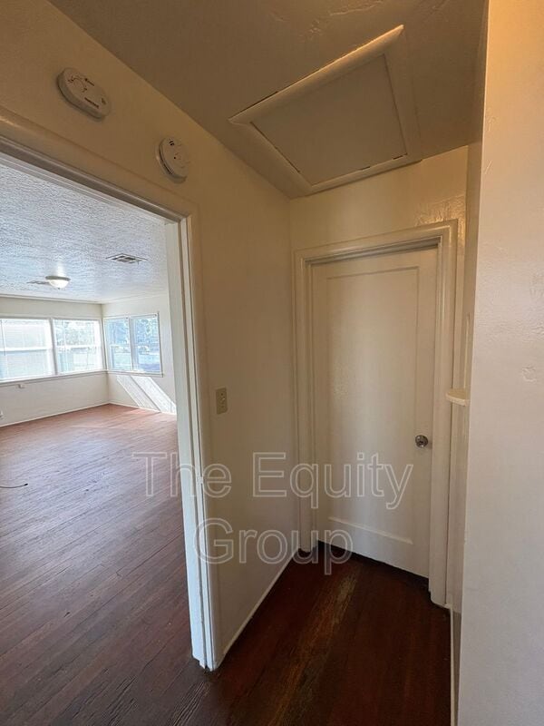 Photo - 500 N Hall St