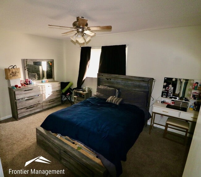 Photo - 2013/2015 Shirley Unit 2015 Shirley Ln.