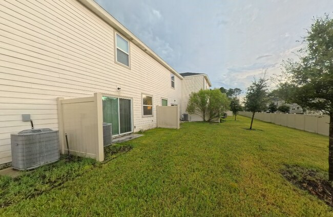 Photo - 148 Great Star Ct