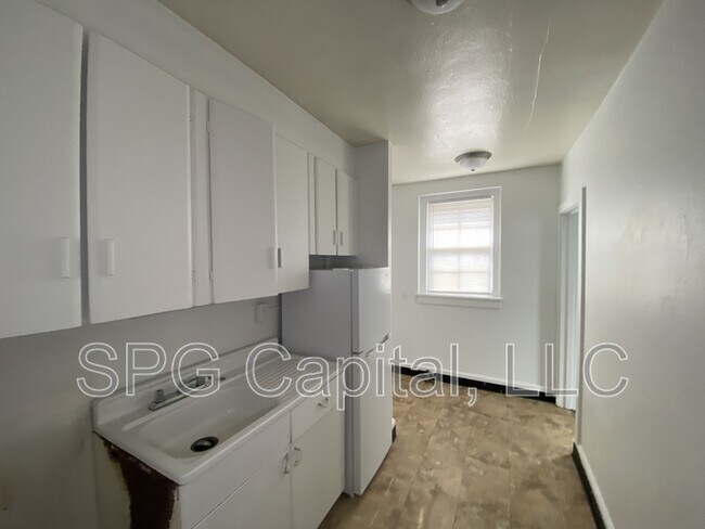 Photo - 2015 Market St Unit 10
