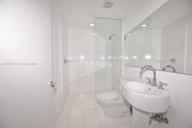 Photo - 2950 NE 188th St Unit 336