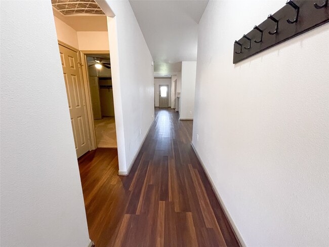 Photo - 3419 Hollow Mist Dr