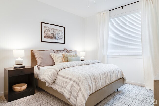 2BR, 2BA - 1108SF
