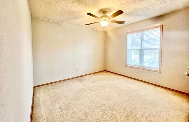 Photo - 2205 93rd Pl