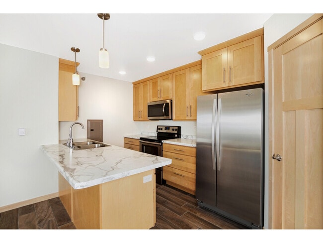 Photo - The Residences @ 1027