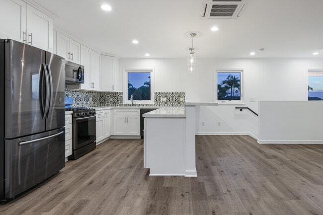 Photo - 2207 Erie St Unidad Single