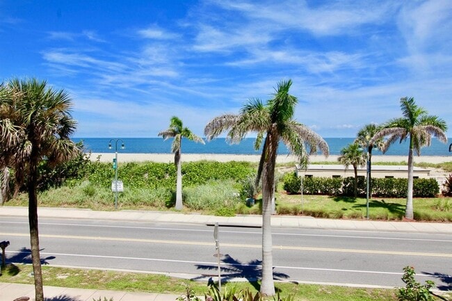 Photo - 355 S Ocean Dr Unidad F304