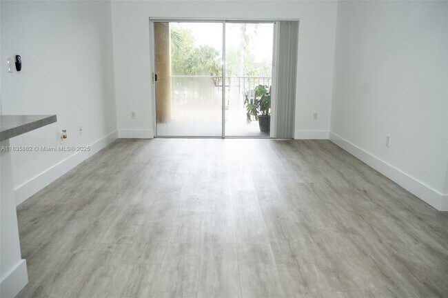 Photo - 2600 S University Dr Unidad 311 Rental