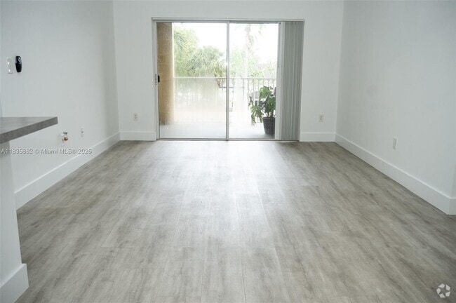 Building Photo - 2600 S University Dr Unit 311 Rental