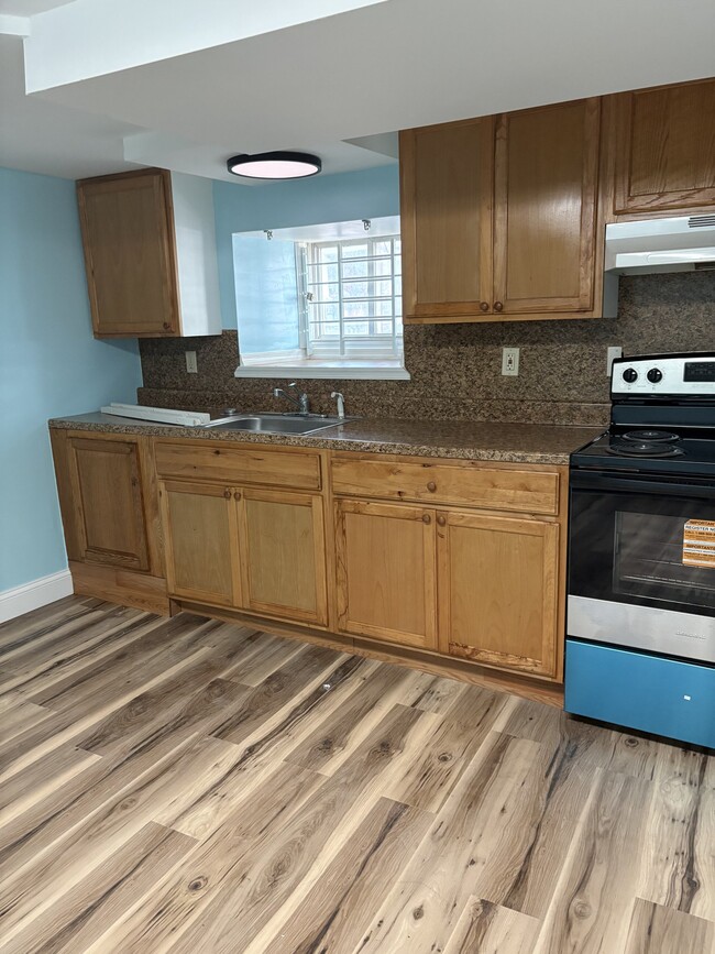 Photo - 700 S 60th St