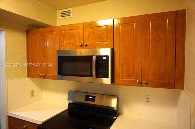 Photo - 770 SE 2nd Ave Unit A205