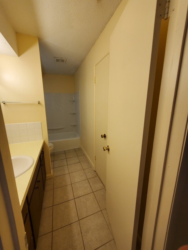 Photo - 1234 E McDaniel St Unit 4