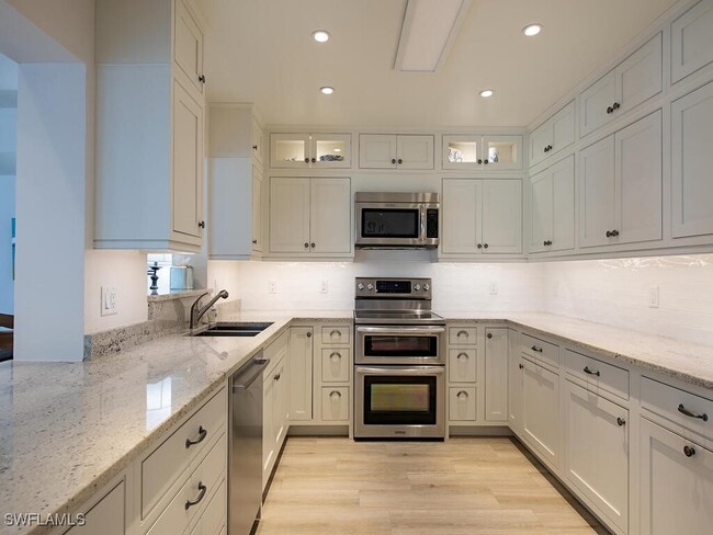 Photo - 271 1st Ave S