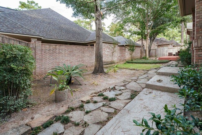 Photo - 127 S Copperknoll Cir