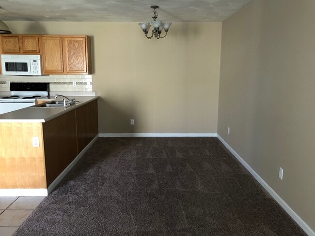 Photo - 1651 W Kole Dr