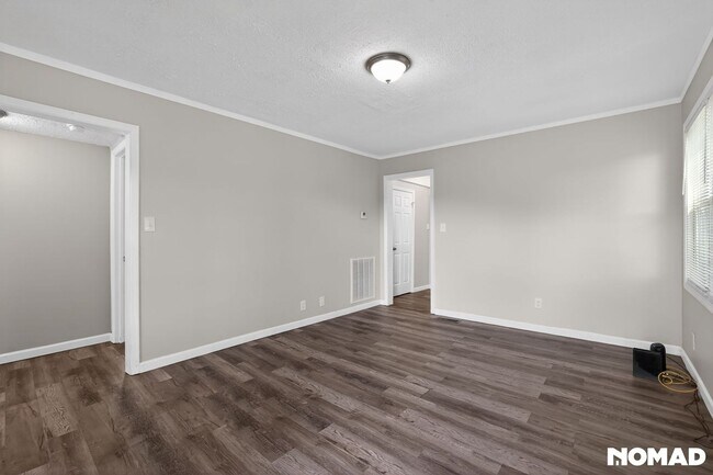 Photo - 14 Lakeside Dr