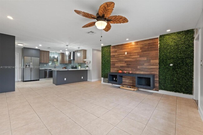 Photo - 1912 SW 97th Terrace