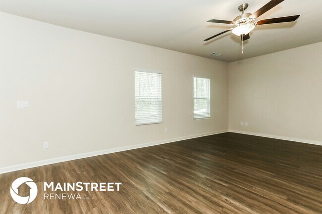 Photo - 220 Randy Trce