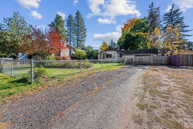 Photo - Meticulously UpdatedComstock Rancher!