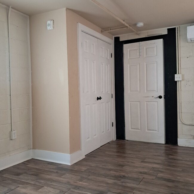 Photo - 632 Roanoke Ave Unit 104