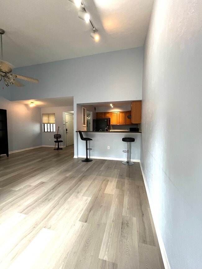 Photo - 4402 SW 21st Ln