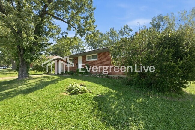 6846 Hubbard Dr
