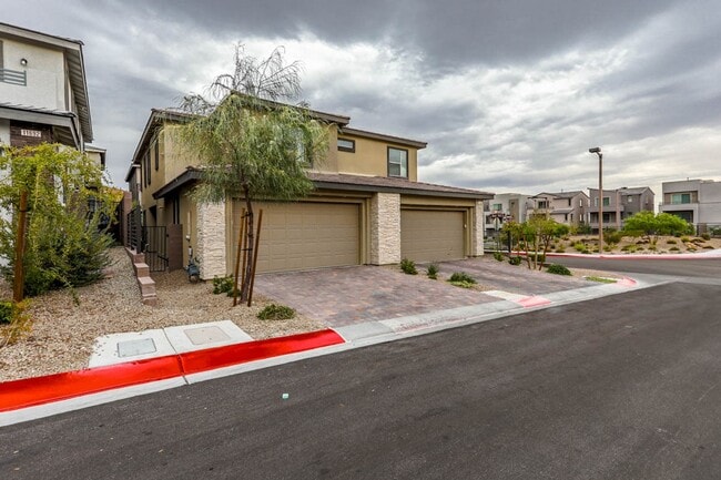 Photo - 3 Bed Nicely Upgraded Summerlin TownHome
