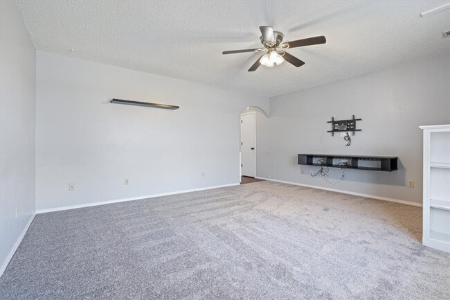 Photo - 11 Jordan Ln