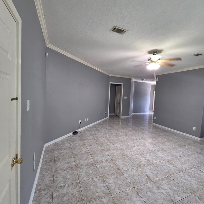 Photo - 9907 Golden Glen Dr