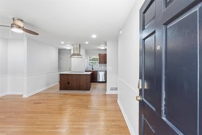 Photo - 2815 Carolyn Dr