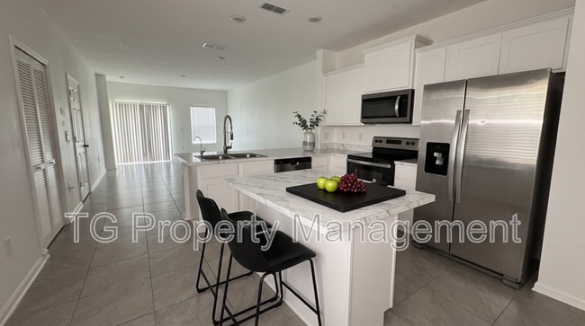 Photo - 9015 Gifford Dr