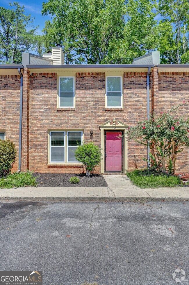 Pye Lake Estates Nearby Townhomes for Rent Fayetteville GA 6