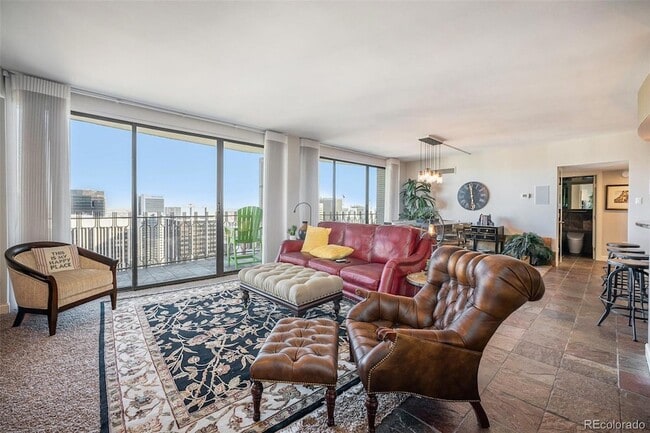 Building Photo - 1020 15th St Unit 42C Rental