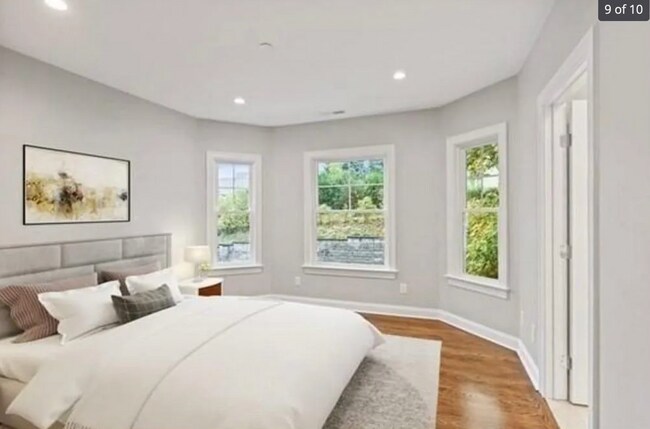 Photo - 113 White St Unit 2