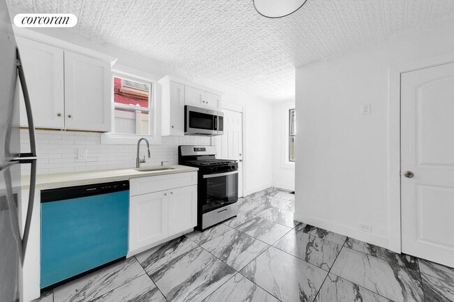 Photo - 209 Jefferson Ave