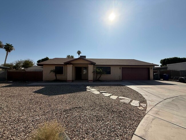 Building Photo - 1356 S 41st Ave