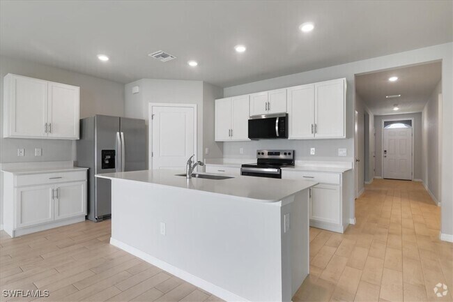 Building Photo - 1523 SW 19th Pl Rental