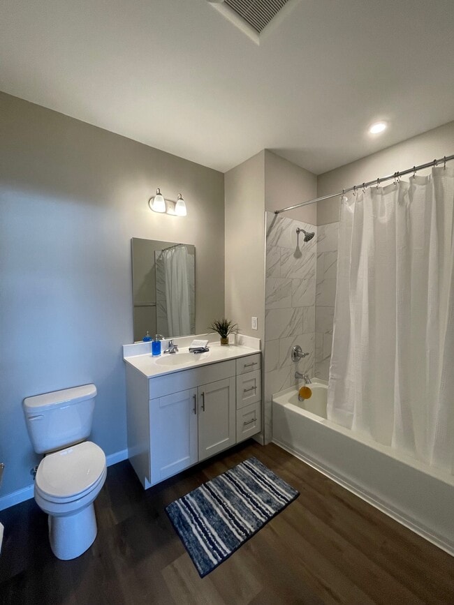Guest Bath - Eden & Main 55+ Apartments