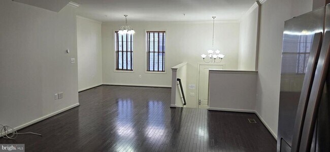 Photo - 14067 Marketcenter Dr