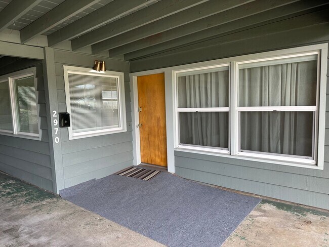 Photo - Beautifully updated duplex in South Eugene!