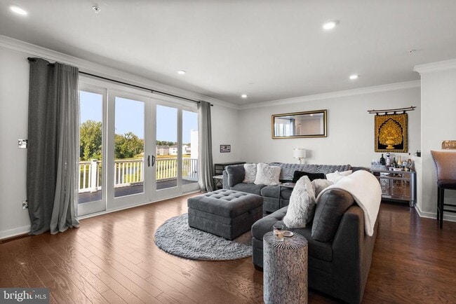 Photo - 619 Glenn Lk Dr