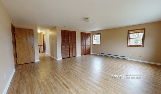 Photo - 33 Lansingville Rd