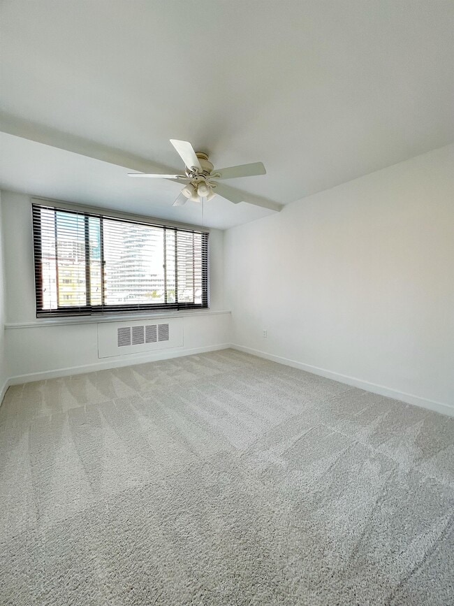 1021 Arlington Blvd