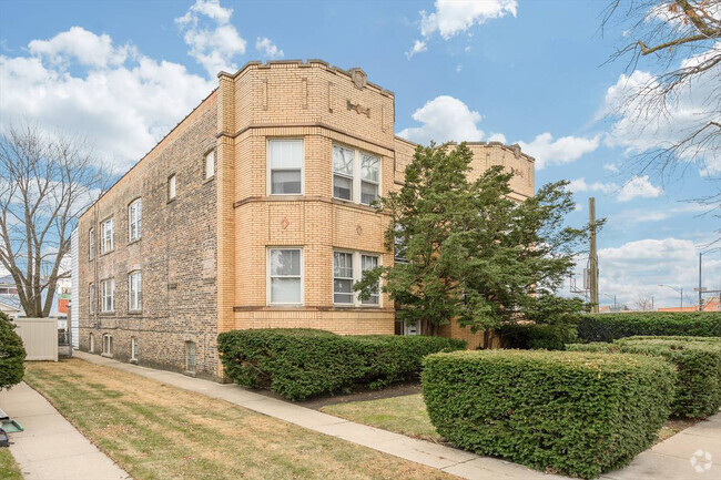 Building Photo - 3617 N Sawyer Ave Rental