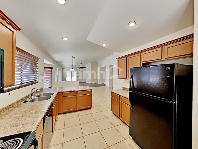 Photo - 3207 S 94th Ave