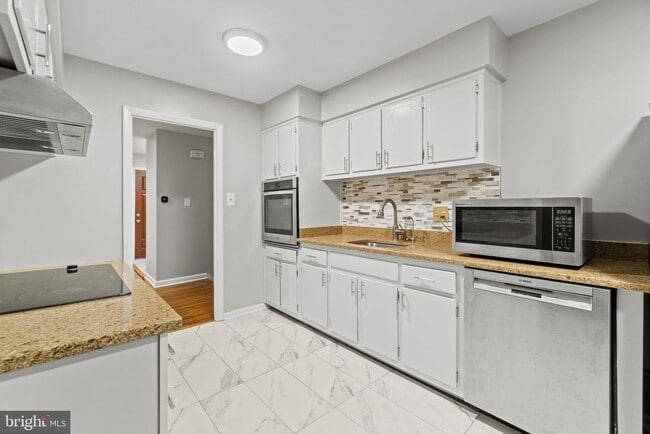 Building Photo - 1110 Chiswell Ln