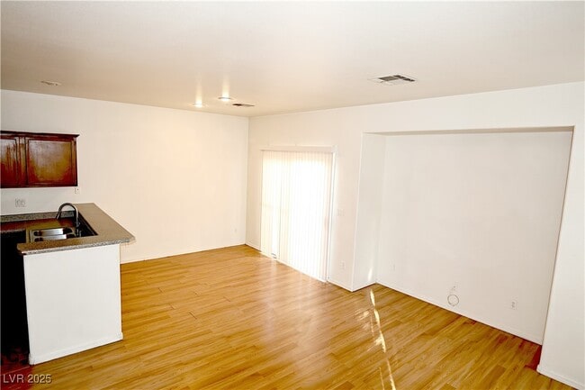 Photo - 6206 Standing Elm St