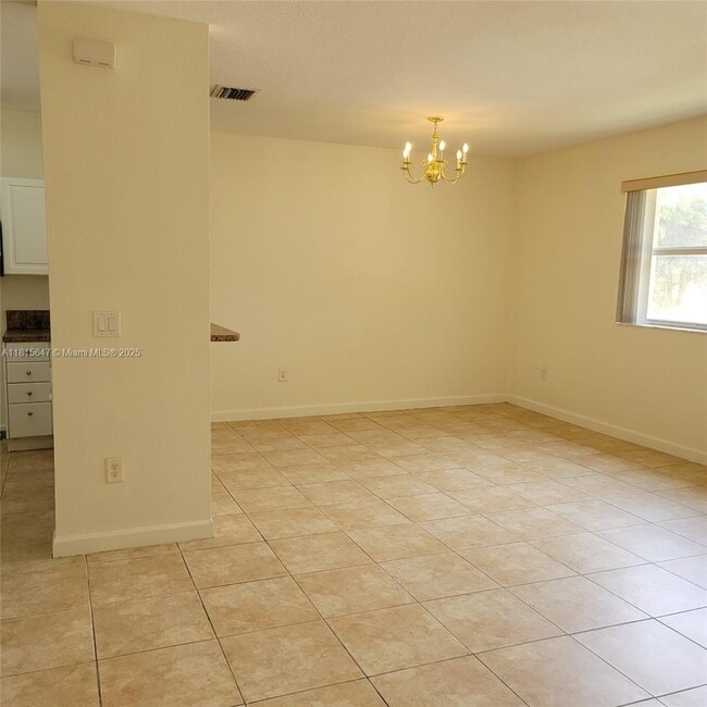 Photo - 1480 NE 33rd Ave Unit 210
